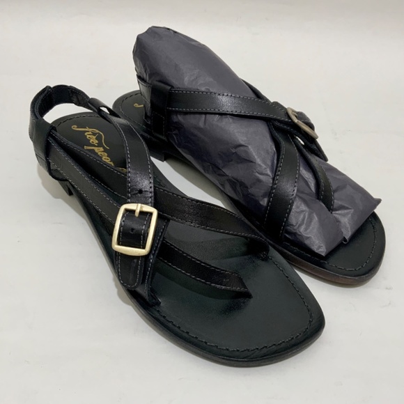 FREE PEOPLE La Risa Black Leather Flat Sandal Summer Strappy Sandal 39.5 - Picture 7 of 12
